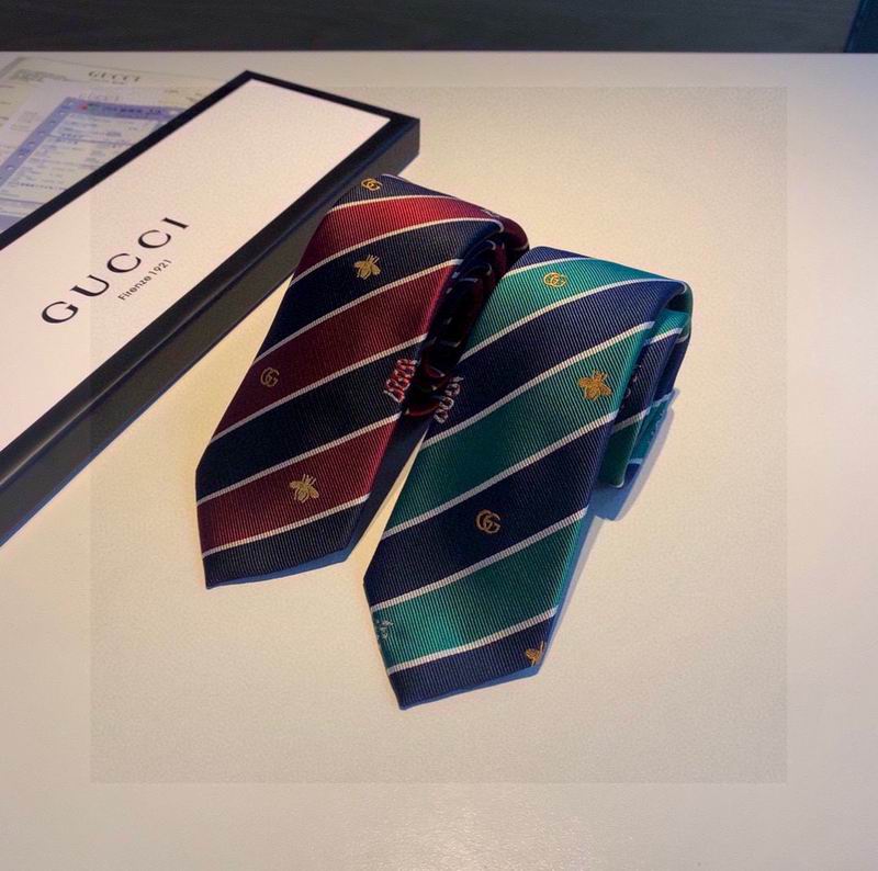 Gucci Tie hm13